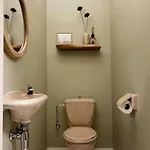 Duinhelm Apartman *