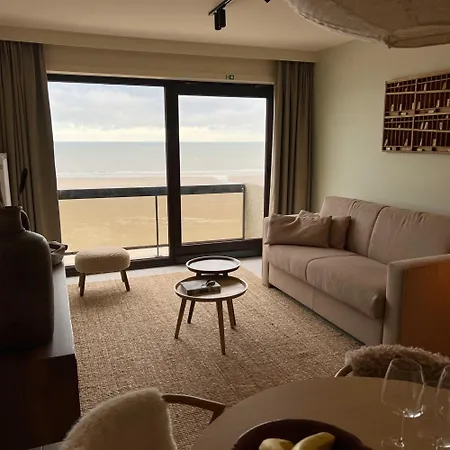 Duinhelm Apartment *